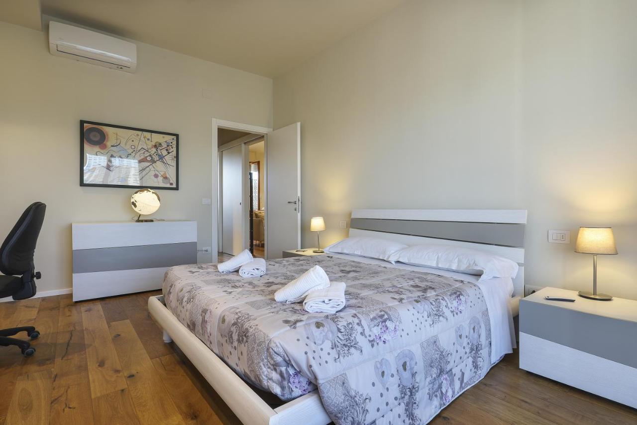 Dalla Giulia - A/C, Wi-Fi, Private Parking - Sweet Dreams In Florence Exterior photo